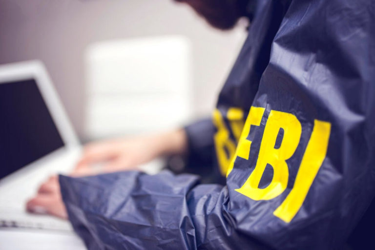 Cómo buscar trabajo en el FBI