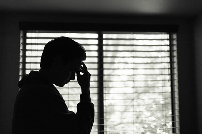 Ayude a su ser querido que atraviesa una crisis emocional