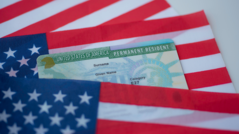 Infórmese sobre la lotería de visas de diversidad 2023