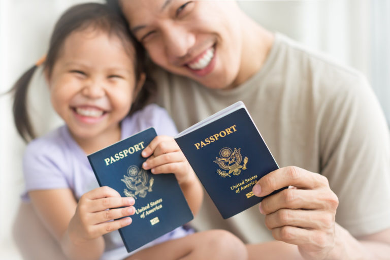 ¿Quieres saber el estatus de tu caso de inmigración?