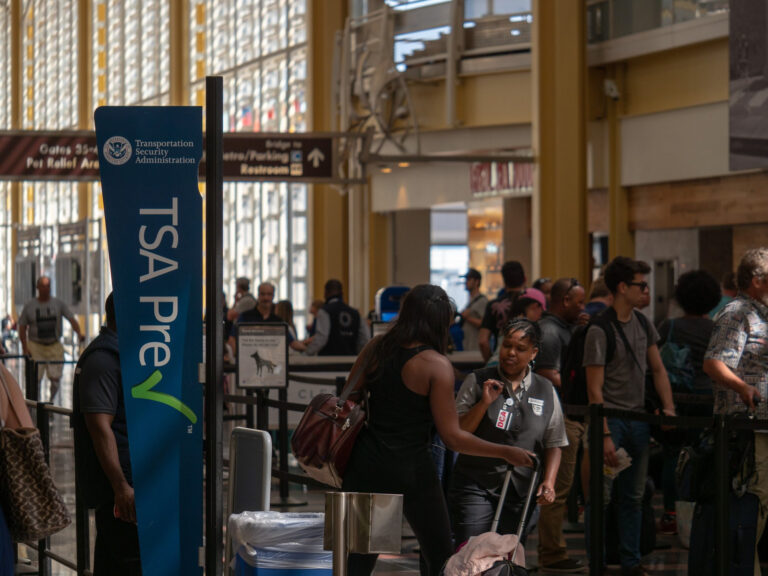 Evita las estafas, tramita tu TSA Precheck de forma segura